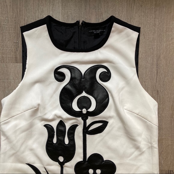 Victoria Beckham dress - Picture 7 of 10